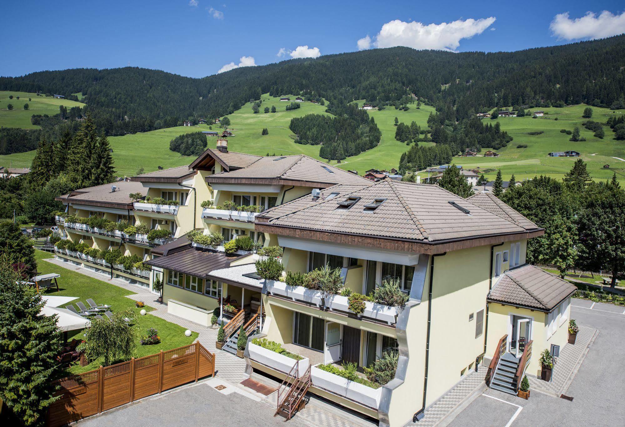 Hotel Baranci San Candido Extérieur photo